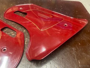 Predám orig. nové kryTY motoru JAWA 250 350, uloženka - 9