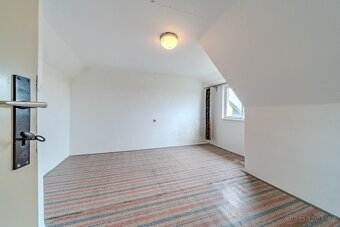 Rodinný dům, zahrada, Vejprnice - 9