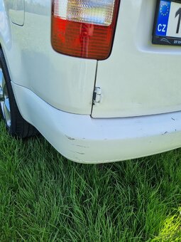 Volkswagen Caddy Maxi 1.9 TDI (77 kW), 7 míst, r. v. 2010 - 9