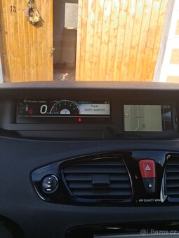 Renault Scenic - 9