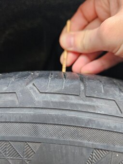 SUV 4x kola letní Nokian 225/60 R17 99H - 9