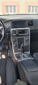 Volvo S60 D3, 120kw, 2010, automat - 9