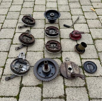 ČZ 125 B T 125 150 C - díly - 9