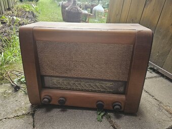 Retro rádio Tesla - 9