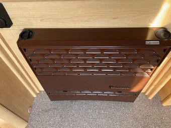 Karavan Knaus Sunshine 495-Palandy, plynový bojler,pojezd - 9