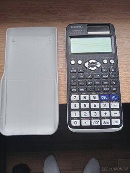 Kalkulačka Casio - 9