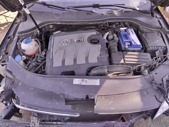 Volkswagen Passat 1,6 TDi 105 - 9