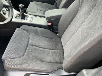 Volkswagen passat B6 1.9Tdi 77kw bez koroze - 9