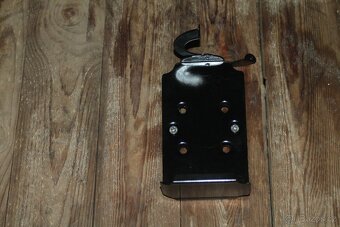Držák pro plechovku VEEDOL - 9