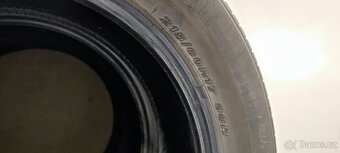 Jako nové 215/60/17 Nexen NFera Primus , DOT 3523, 7.4mm. - 9