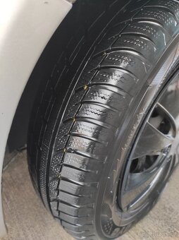 Škoda Fabia 1,2 HTP 40 Kw - 9