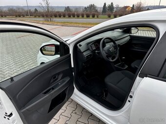 Dacia Sandero 1.0 49Kw / 2.500Km - 9