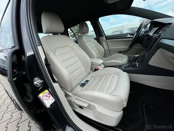 VW e-Golf 2020, LED, 100kw, 250km, Keyless, Tepelko, kůže - 9