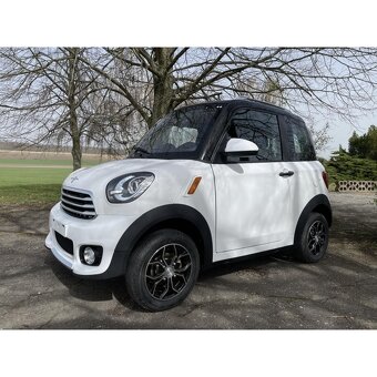Leramotors E-Car M2, bílá - 9