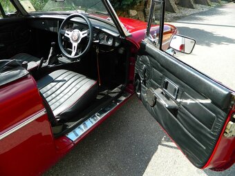 MG B 1978 - 9