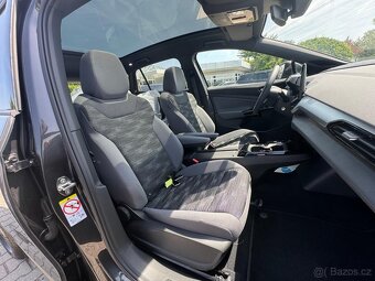 Volkswagen ID.4 Pro Perf. 150kw/tažné/matrix/panorama/450km - 9