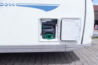 Adria Adiva 462 PU R.v. 2006 Mover + Stanová předsíň - 9