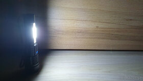 výkonná led baterka - 9