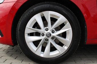Škoda Octavia 1.5TSI 110kW STYLE HEAD UP (2022) - 9