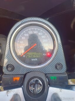 Suzuki SV 650 N Nová zimní cena - 9