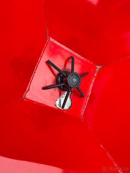 Rozmetadlo hnojiv WOPROL Junior II 1200kg - 9