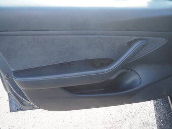 2019 Tesla Model 3 LR Dual Motor, tažné, DPH - 9