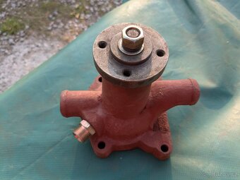 Zetor pumpa a čerpadlo UŘ - 9