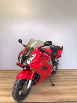 Honda VFR 800 VTEC - 9