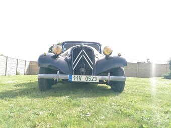 Citroen 11 cv traction avant, model B - 9