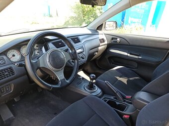 Prodám Mitsubishi Lancer 2004 Wagon, 2.0i (99kw), Benzín - 9