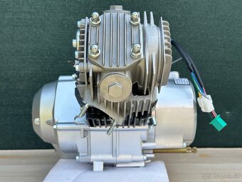 KOMPLETNÍ NOVÝ MOTOR ATV 125ccm (3+1) - 9