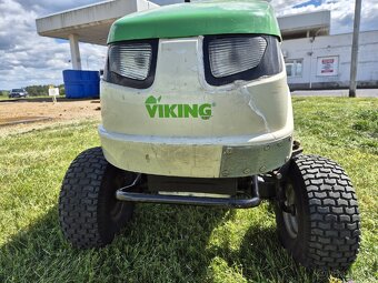 Zahradní sekací traktor Viking s hydropojezdem - 9