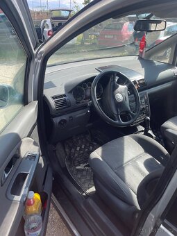 Volkswagen Sharan 1.9 tdi 7 mist - 9