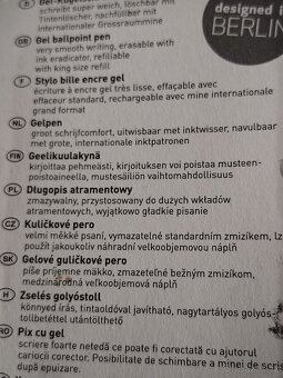Školní potřeby - 9