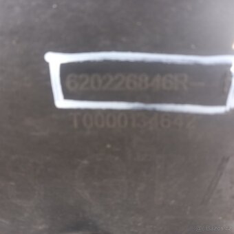 Renault clio 4 predni naraznik - 9
