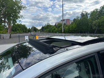 Prodám Volkswagen Up, Panorama, automat, navigace - 9