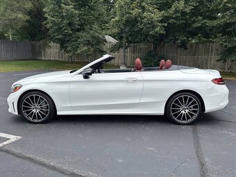 2023 Mercedes-Benz C-Class C 300 4MATIC 2.0L - 9