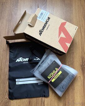 NOVÝ skialpový set Nordica Santa Ana 88 Unlimited (158)+ váz - 9