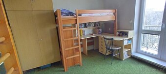 Nábytek z dětského pokoje - 9