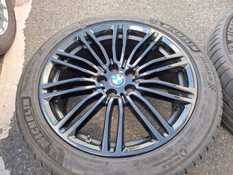 Original sada 19" BMW 5 G30 style 664M-POWER - 9
