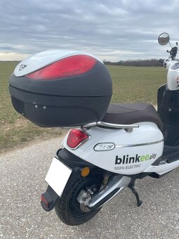 Elektrický skůtr blinkee.city nebo hecht citis - 9