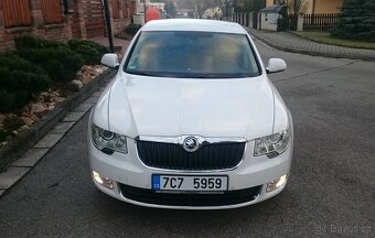 PRODÁM ŠKODA SUPERB 2.0 TDI 125KW R.V. 20122012 - 9