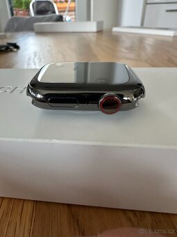 Apple Apple Watch Series 9 Cellular 45mm Grafitová ocel - 9