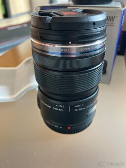 Prodám Olympus OL-E-M5 OM-D + příslušenství - 9