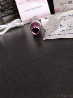 Elektrické pero Dermapen Microneedling proti stárnutí - 9