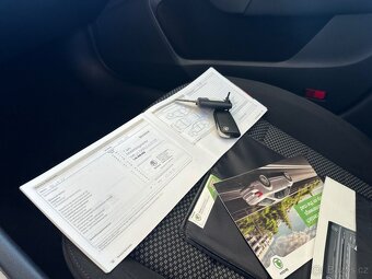 Škoda Octavia 1.4TSi PO SERVISU, VÝHŘEV SED. - 9