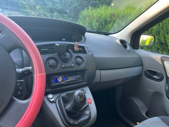Renault Scenic - 9