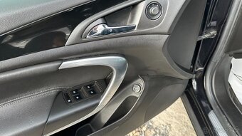 Opel Insignia 1.4 Turbo 103kW Tažné,Navi - 9