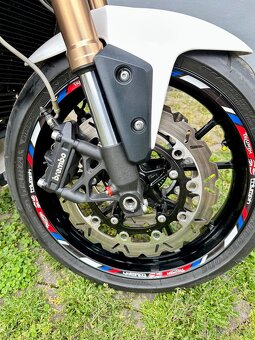 Triumph Speed triple 1050 - 9