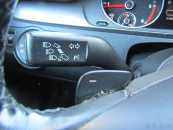 Volkswagen Passat 2.0 TDI 103kW DSG - 9